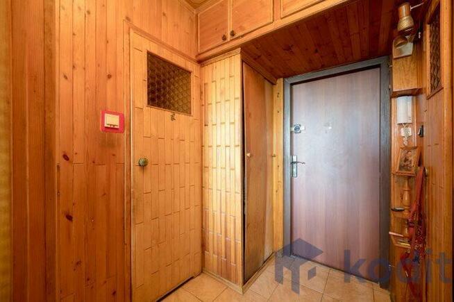 2 pokoje, cicha okolica, do remontu