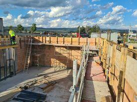 Budowy od podstaw, konstrukcje betonowe, mury oporowe