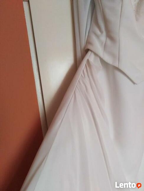 suknia ślubna rozm. 40
