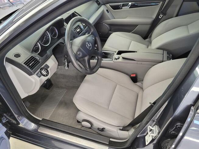 Czyszczenie samochodu