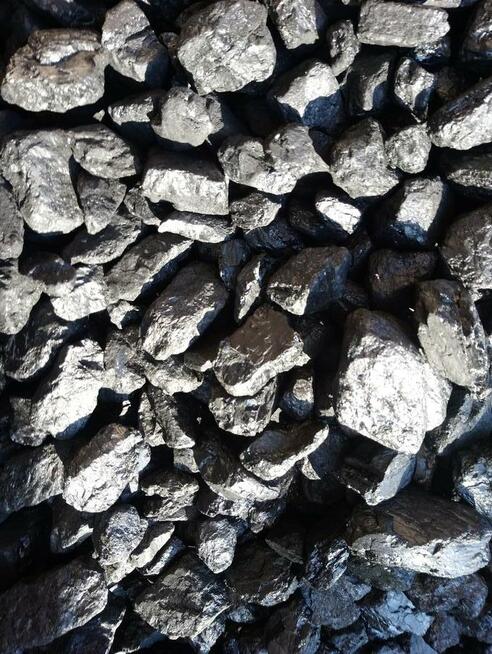 Polski węgiel typu orzech.