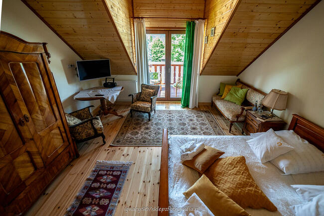 Sprzedam piękną posiadłość ze stadniną koni