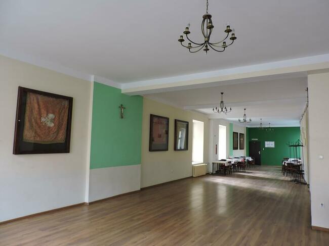 Wynajmę lokale użytkowe Legnica - centrum miasta - Rynek 9