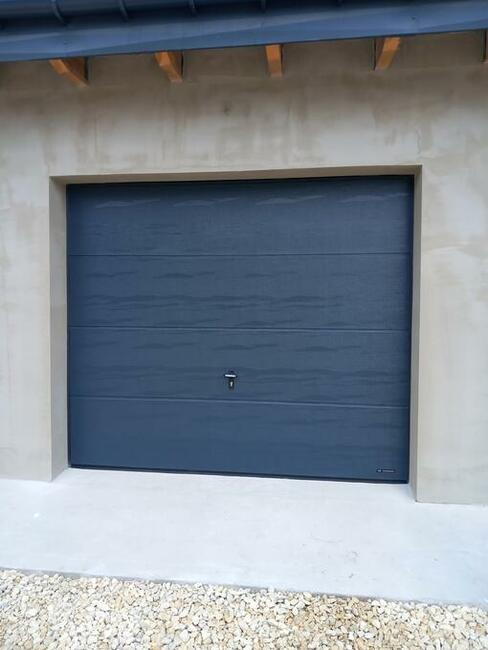 Garaż – Czeladź ul. Nowopogońska 205