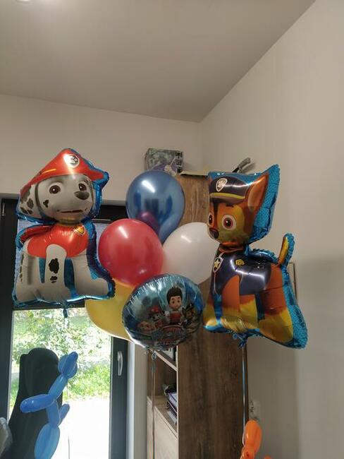 Napełnianie balonów helem