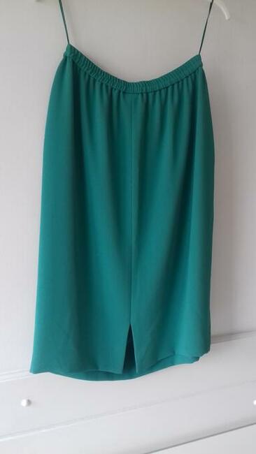 Spódnica zielona do kolan, do sprzedania