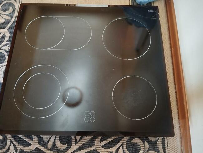 Piekarnik Amica + płyta ceramiczna Scott Ceran