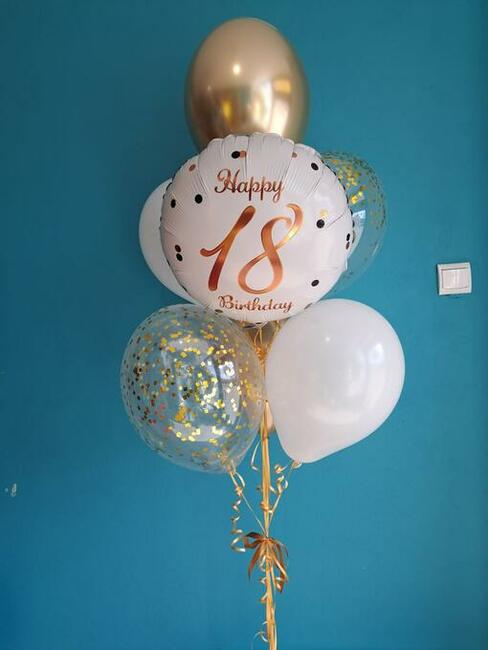 Napełnianie balonów helem