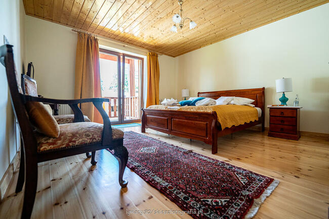 Sprzedam piękną posiadłość ze stadniną koni