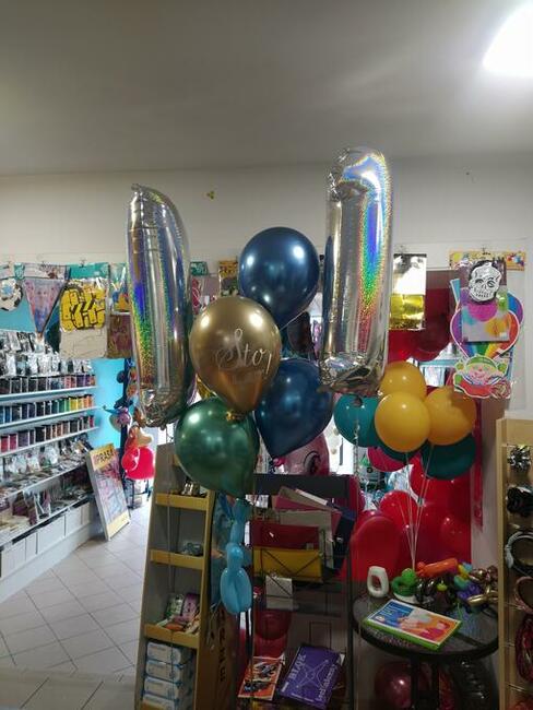 Napełnianie balonów helem