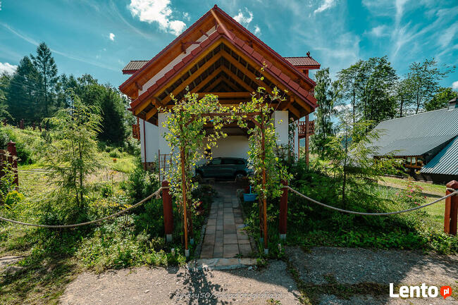 Sprzedam piękną posiadłość ze stadniną koni