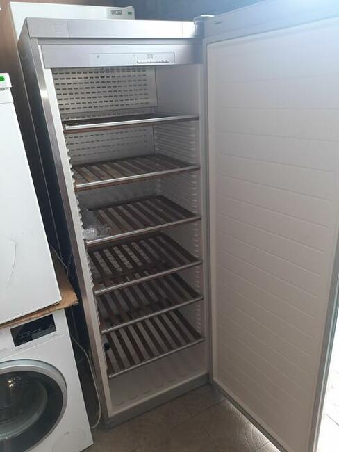 Chłodziarka na wino Miele A +