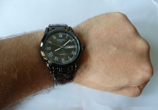 Klasyczny zegarek męski czarna bransoleta datownik