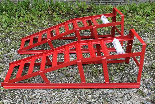 Wypozyczę najazdy samochodowe