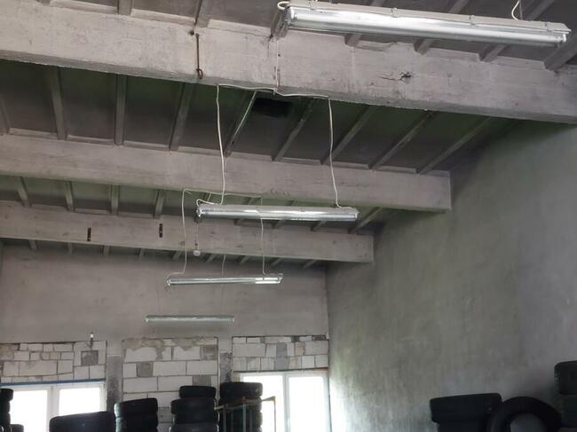 Hala murowana, nowy dach, nowe bramy, monitoring, biuro