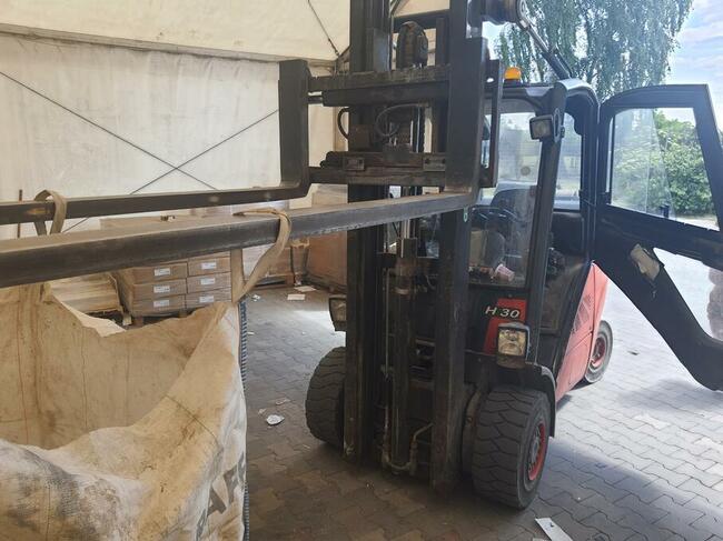 Wózek widłowy LINDE H30T-01