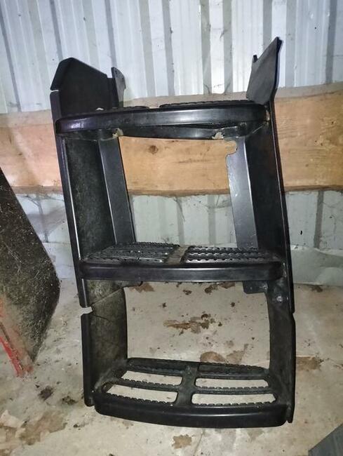 Schodki (stopnie) kabiny Valtra, Ursus, Massey Ferguson