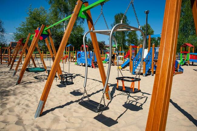 Drewplac - producent placów zabaw z atestem