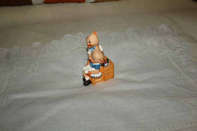 Figurka dwie świnki ceramika