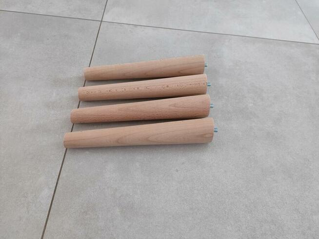 noga stożek sośna pochyła nóżka nózki dewno