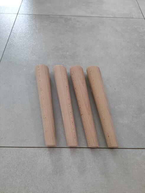 noga stożek sośna pochyła nóżka nózki dewno