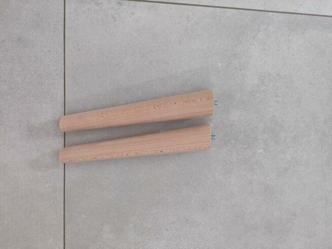 noga stożek sośna pochyła nóżka nózki dewno