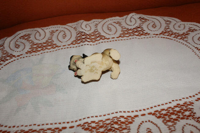 Figurka pies buldog ceramika PRL