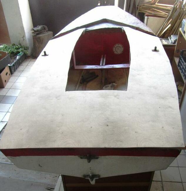 Łódź Żaglówka łódka wędkarska rekreacyjna Kadet