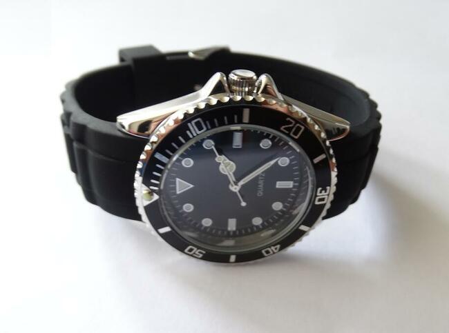 Zegarek męski czarny sportowy kwarcowy z mechanizmem Seiko