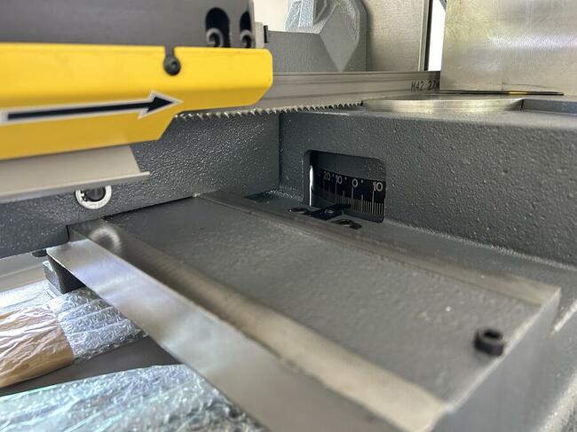 Przecinarka taśmowa Bomar EasyCut 275.230 DG