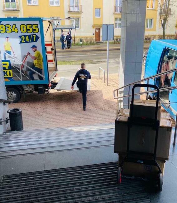 HELPER przeprowadzki transport utylizacja mebli Bagażówka