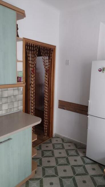 Pokój dla dziewczyny pracującej lub studentki Szopena