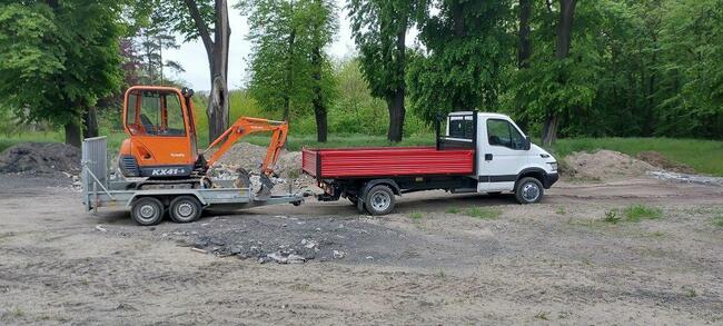 Usługi Minikoparką , Wywrotką 3,5t