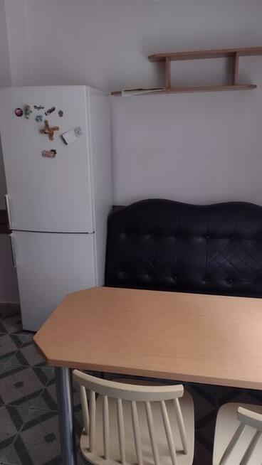 Pokój dla dziewczyny pracującej lub studentki Szopena