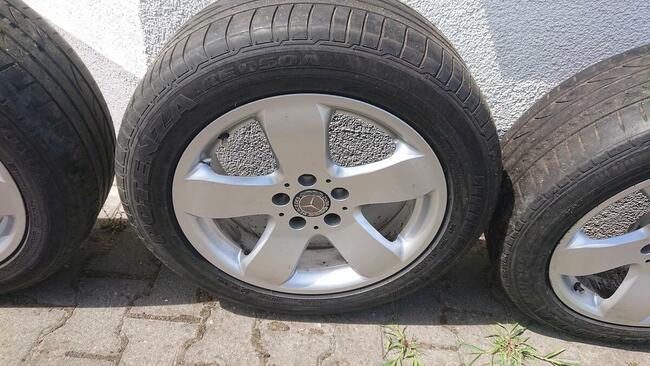 Aluminiowe felgi z oponami Mercedes Viano