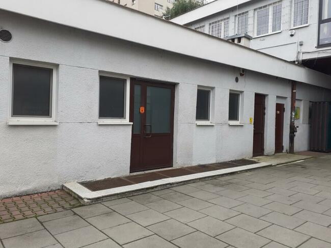 LOKAL UŻYTKOWY pawilon ul. Bronowicka 73 wynajmie właściciel