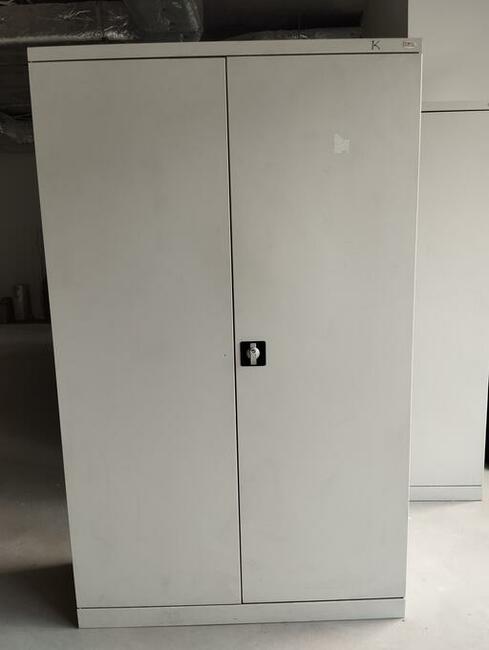 Sprzedam szafy metalowe