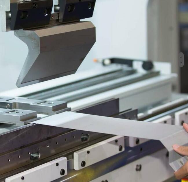 Laserowe cięcie blach gięcie cnc