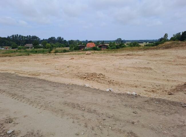 Działka budowlana w Gąbino