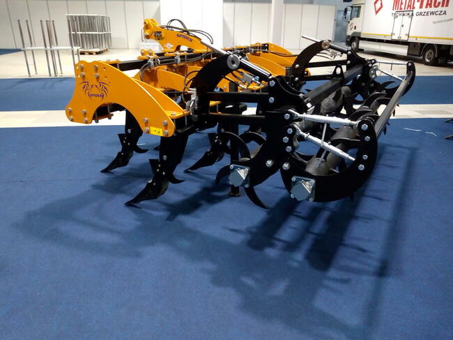 Pług dłutowy Moro Aratri SPIDER 5S250