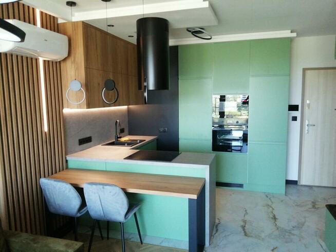 Meble na wymiar: kuchnie, szafy, garderoby