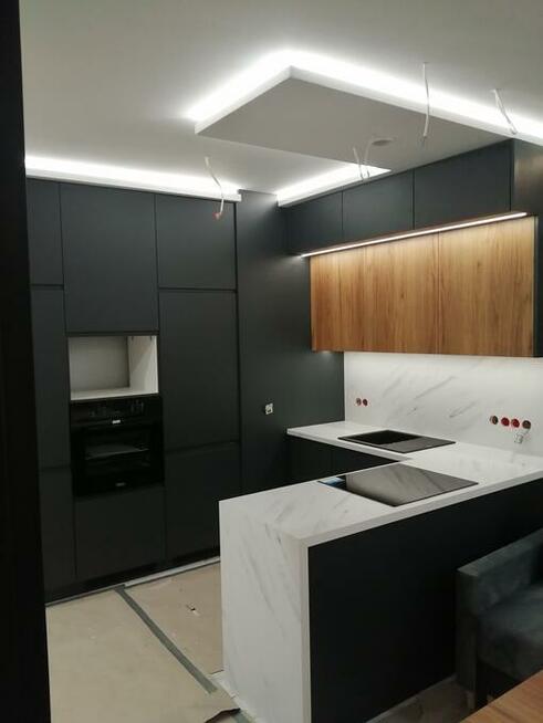 Meble na wymiar: kuchnie, szafy, garderoby