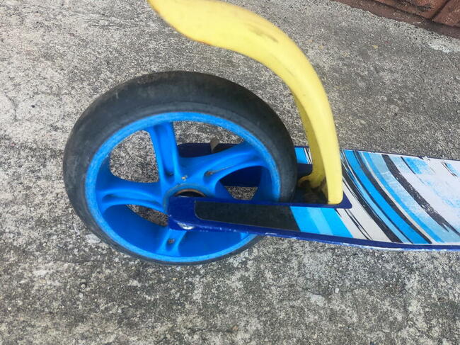 Hulajnoga dla dziecka .