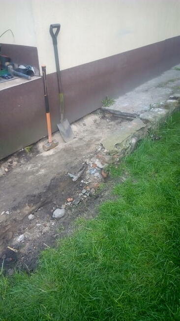 Rozbiórki .Demontaże.Brukarstwo, Studnie chłonne, Szamba.