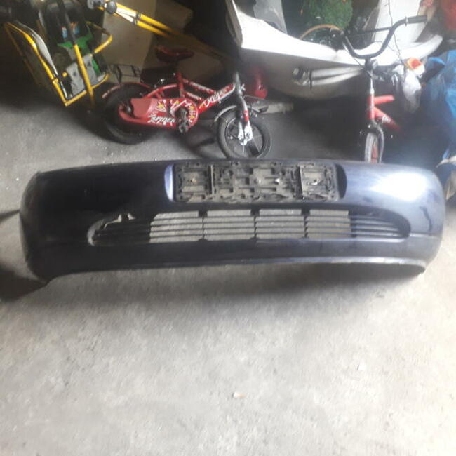 Zderzak przedni Ford Fiesta Mk4 Granatowy Met.