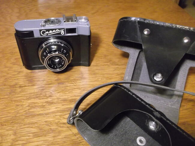 Kultowy aparat foto Smiena 8