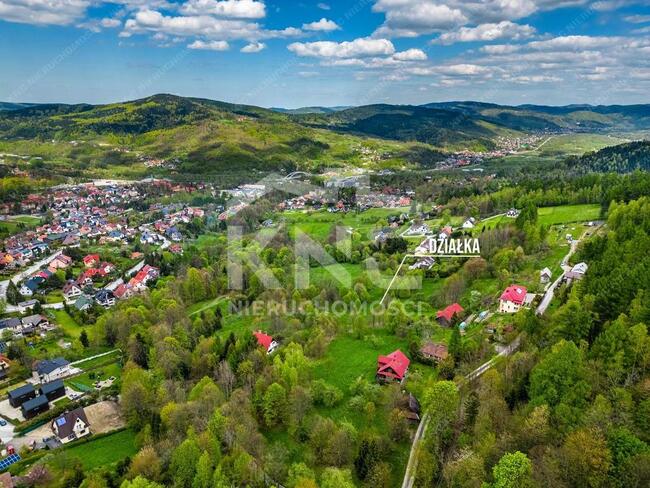 Duża działka na obrzeżach miasta