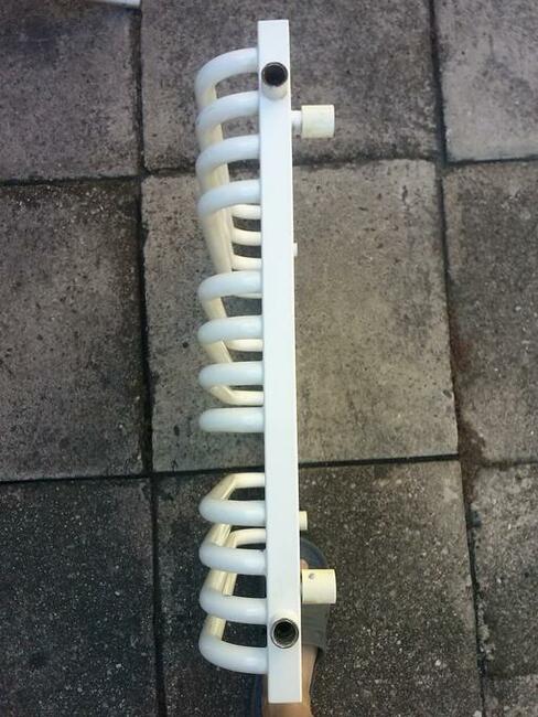 Grzejnik łazienkowy wodny stalowy Lava biały, 110 zł.