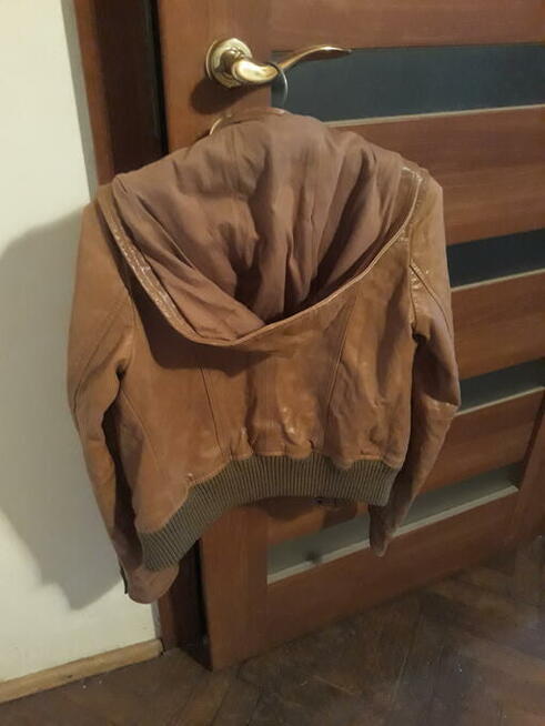 Damska kurtka skórzana CHICOREE.