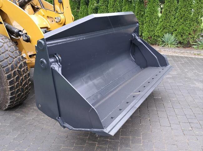 Łyżka szufla 4w1 szczęka rekin krokodyl